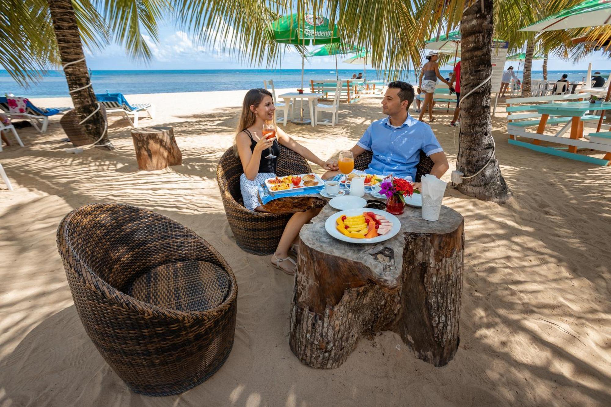 Hotel Playa Colibri Las Terrenas Exteriör bild